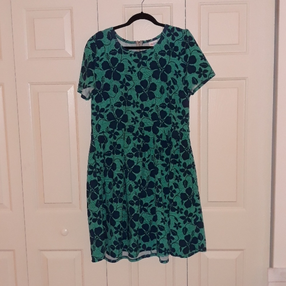 Lularoe Amelia